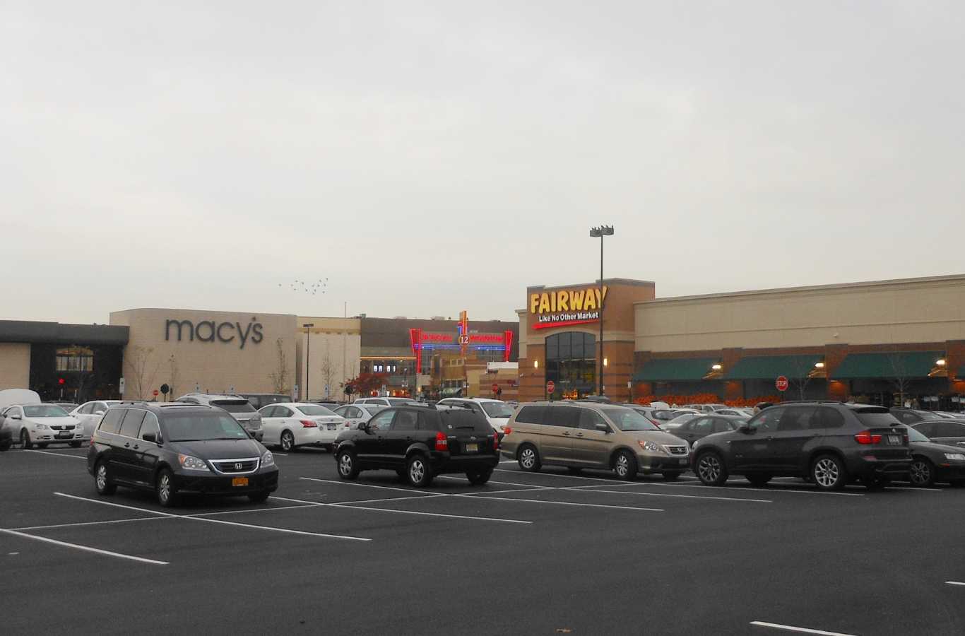 Hiep Sanitation offers professional dumpster rental services in Nanuet, NY.