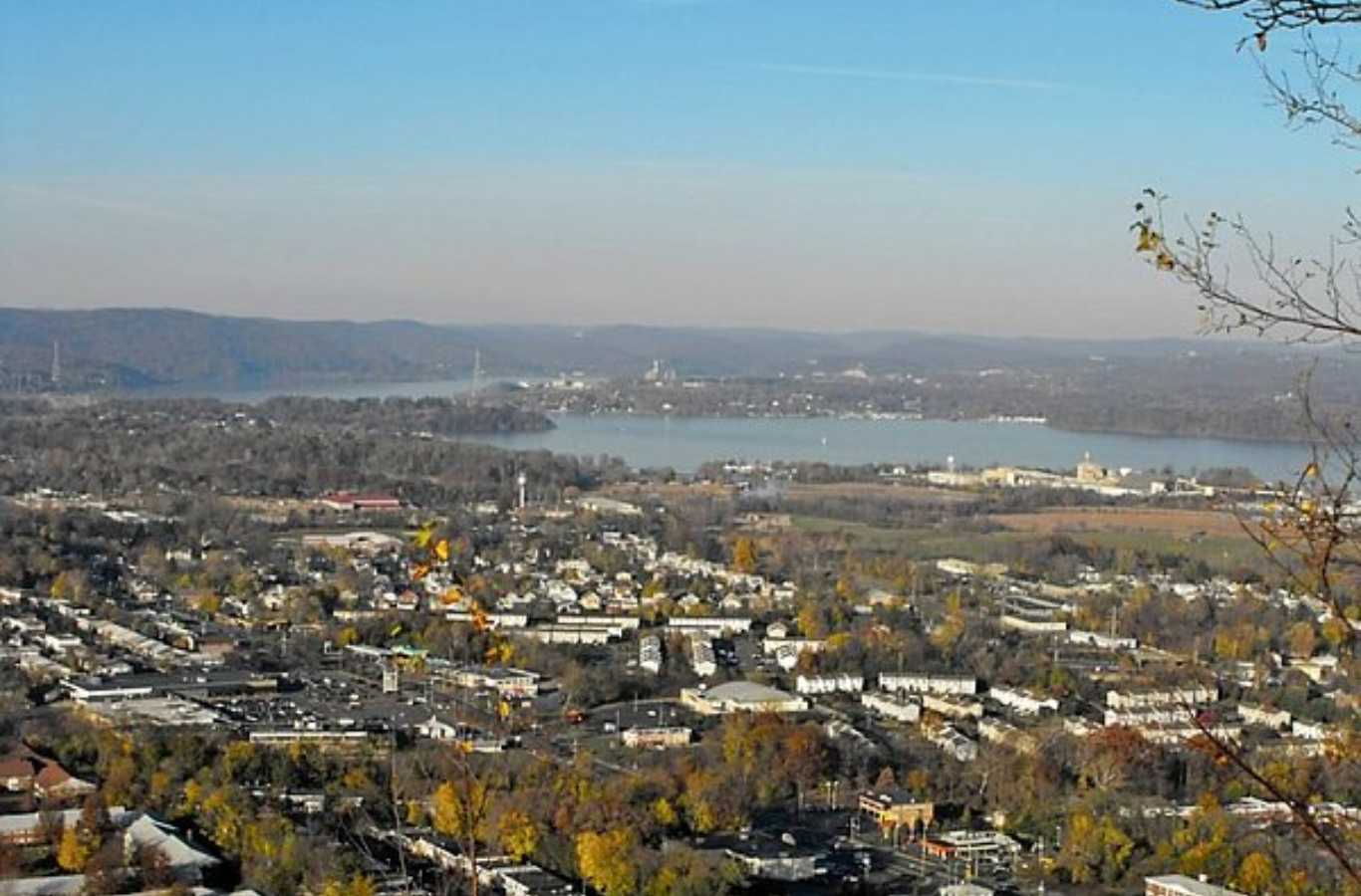 Hiep Sanitation offers professional dumpster rental services in Pomona, NY.