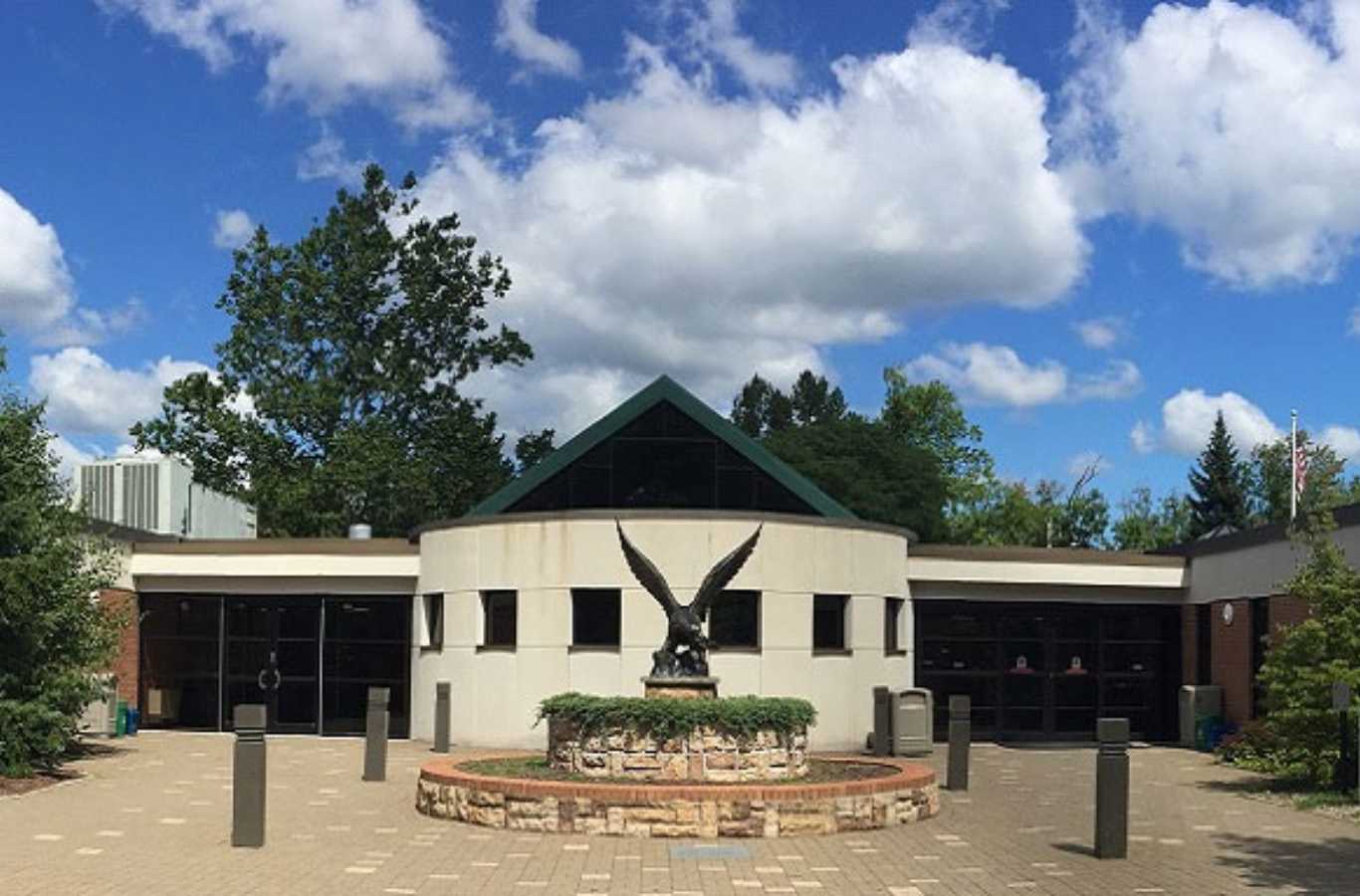 Hiep Sanitation offers professional dumpster rental services in Ramapo, NY.