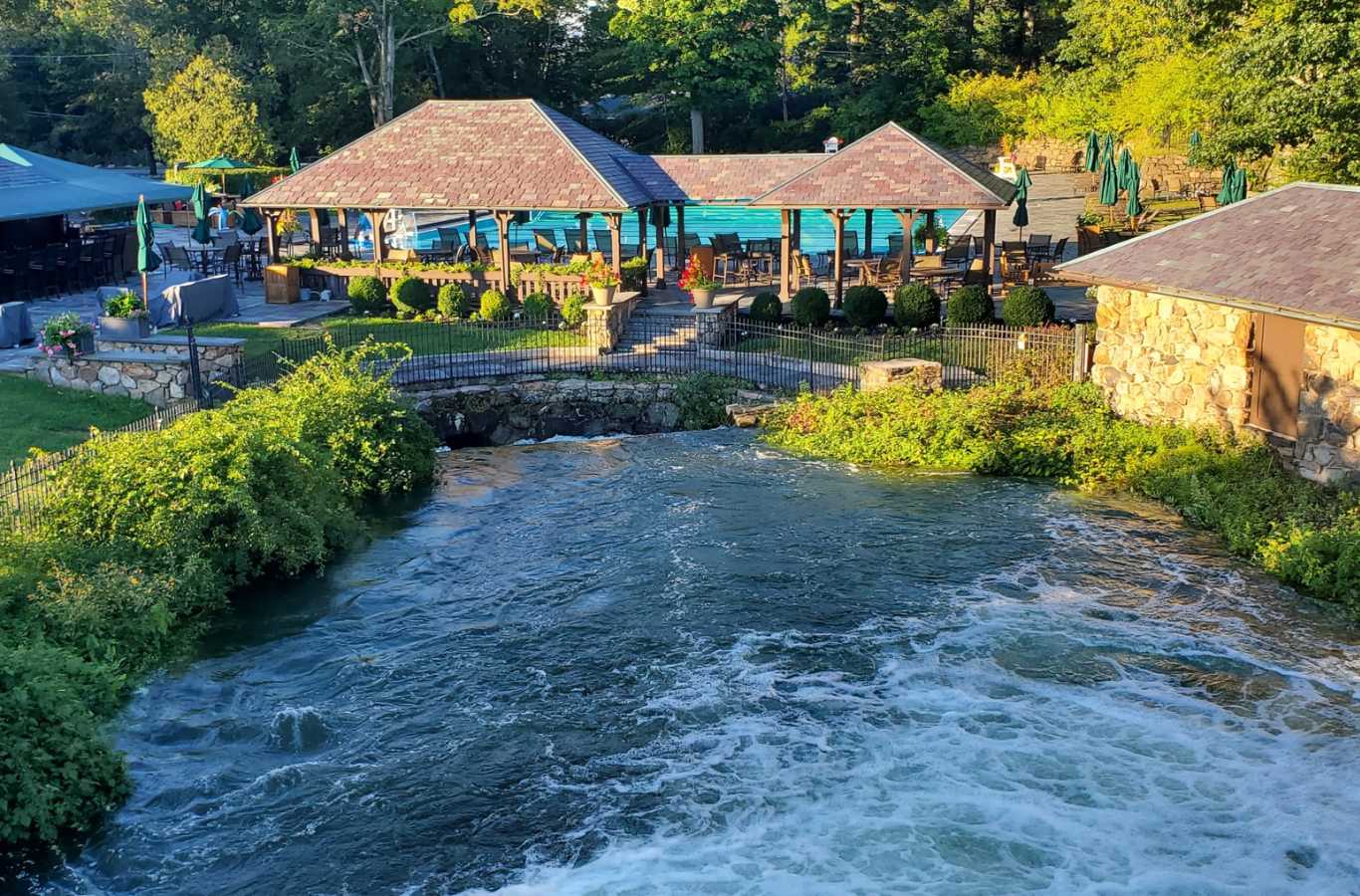 Hiep Sanitation offers professional dumpster rental services in Tuxedo, NY